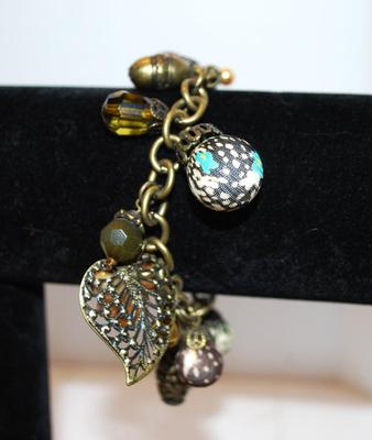 Barrels, Spheres, Circles, Leaves & Drops Bracelet with Toggle Close Size: 6