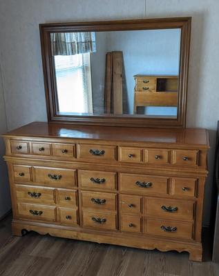 Flanders 9 Drawer Dresser