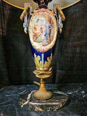 Austrian Majolica Boudoire Lamp