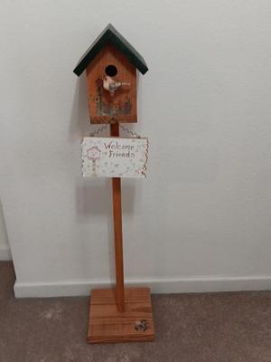 Welcome Friends entry way / garden bird house