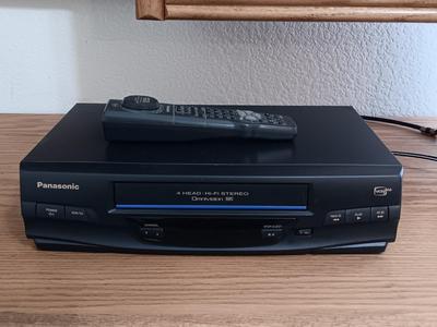 Panasonic 4 head VHS player with remote control