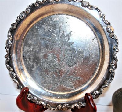 "Middletown Plate Co" Hard White Metal Plate 6 B.C. #23 5 1/2" Circ. & 4-Legged Cup