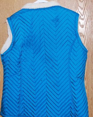 "Free Country" Brand Blue Sleeveless Vest Size: L/G