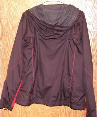 "Columbia Sportwear Co.' Wind Breaker Jacket Size: Women's XL