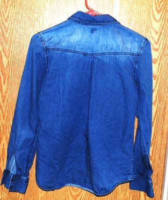 "Love, Peace, Happiness MUDD" Brand Western Style Denim Shirt with Pearl Syle Studded Snaps Size: XS