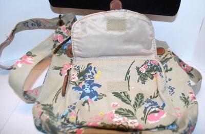 Flowered Canvas Style Purse 10" x 9"