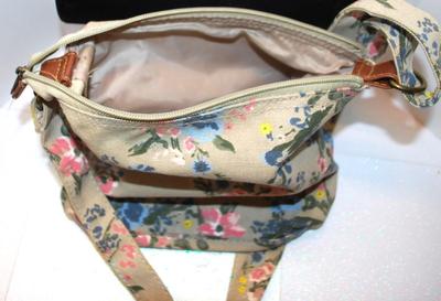 Flowered Canvas Style Purse 10" x 9"