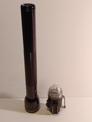Working Black Maglite with clear distress beacon light