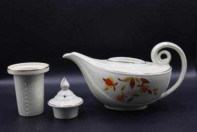 Hall's Autumn Leaf Teapot