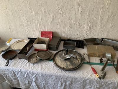 Huge lot of vintage baking items, small Griswold skillet with rust