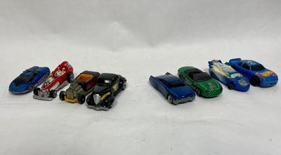 CAR LOT 5 - Diecast Toys 8 pieces - Hot wheels and other brands