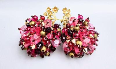Very Pretty Pink & Gold vintage Napkin RIngs.