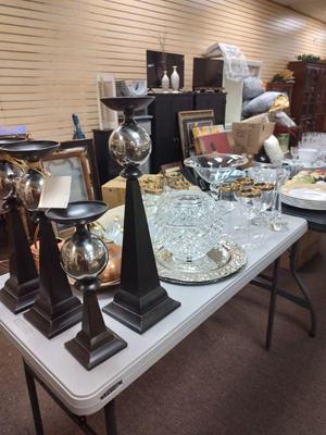 Nice Antiques & CollectiblesCu