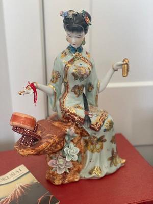 Chinese Ceramic RFGTH Ornamental Statue