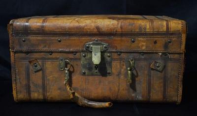 antique leather trunk / suitcase