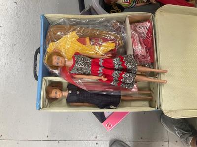 vintage Barbieâ€™s & accessories 