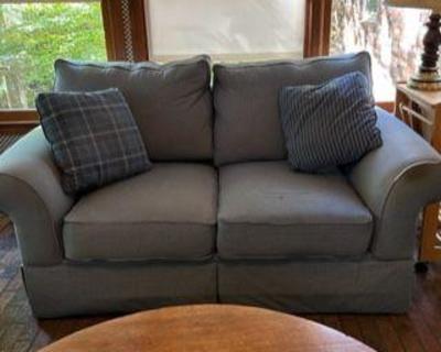 Traditional Sofa