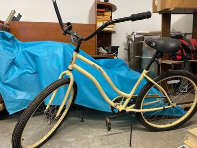 Beach cruiser bike