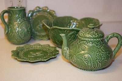 Collection of green Majolica rabbit and cabbage patterns