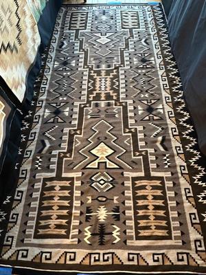 Navajo rug in excellent condition