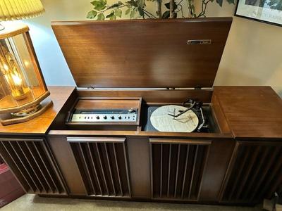 Vintage Scott Carlisle Stereo & Turntable Model 711