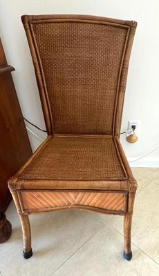 Tommy Bahama Style Queen Bedroom Set chair