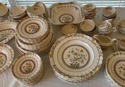 Sets of Copeland Spode "Buttercup"
