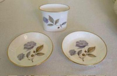 Royal Worcester  "Poppies" from Ireland