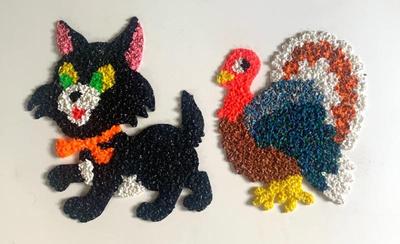 Vtg. melted plastic popcorn cat and turkey
