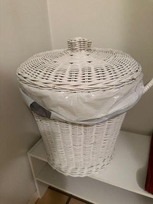 Round white wicker basket