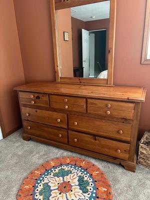 Thomasville Bedroom Set: Dresser, Nightstand, and Queen headboard w/frame