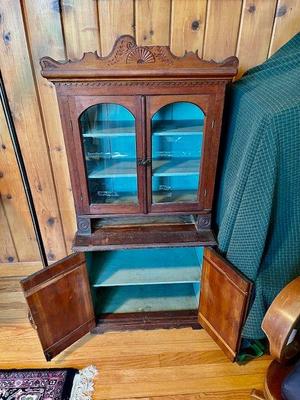 Child Hutch, Main Office 