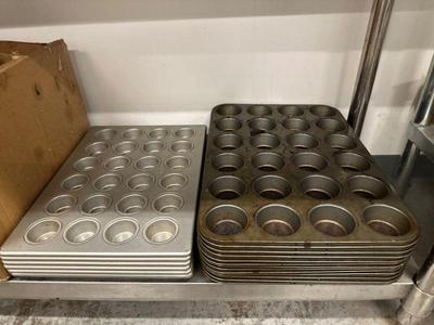 Cupcake bakingware - various sizes