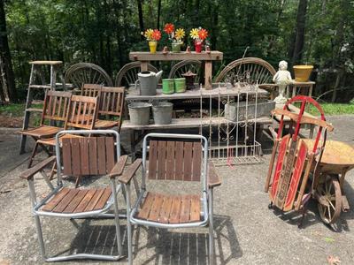 Estate sale photo
