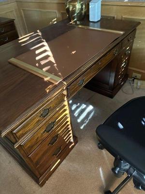 Desk