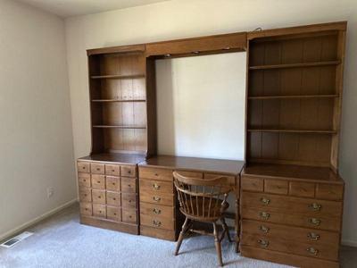 Ethan Allen student desk & bookshelves with dresser drawers