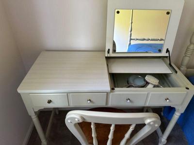 Ethan Allen Vanity/Desk