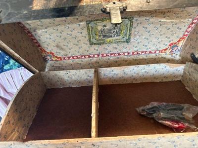 Vintage storage chest (inside)