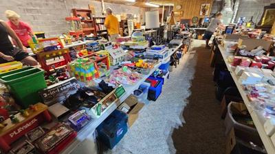 Estate sale photo