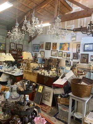 Estate sale photo