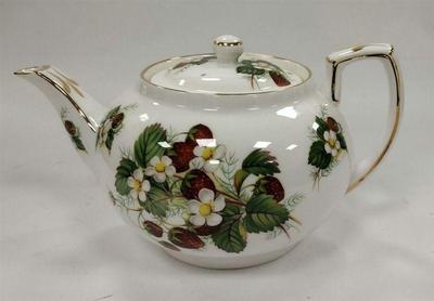 STRAWBERRY HAMMERSLEY TEAPOT