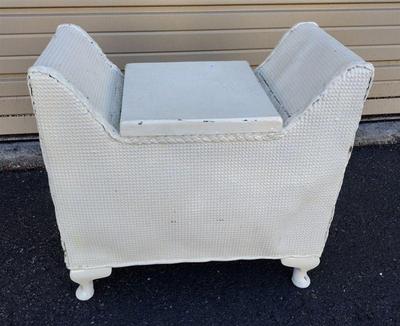 WICKER HAMPER