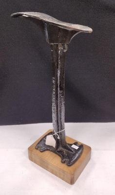 ANTIQUE COBBLER'S STAND AND SHOE FORM