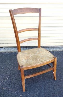 RUSH SEAT CHAIR