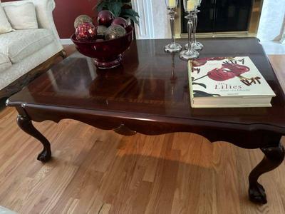 Thomasville coffee table
