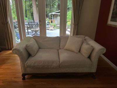 Henredon loveseat
