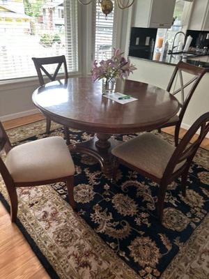Kincaid 60” wide
Round table with 6 chairs 