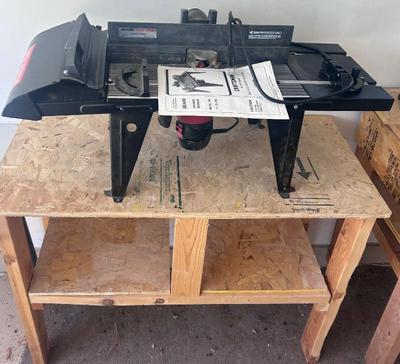 Craftsman Router Table with router