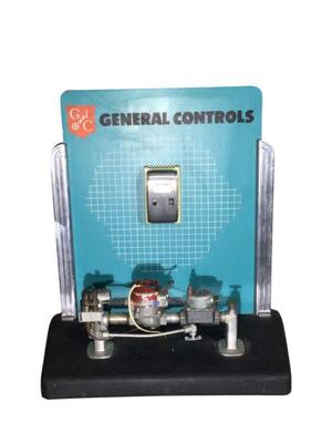 G. C. Salesman's Sample Thermostat
