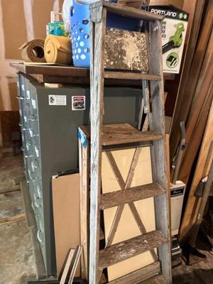 Ladder